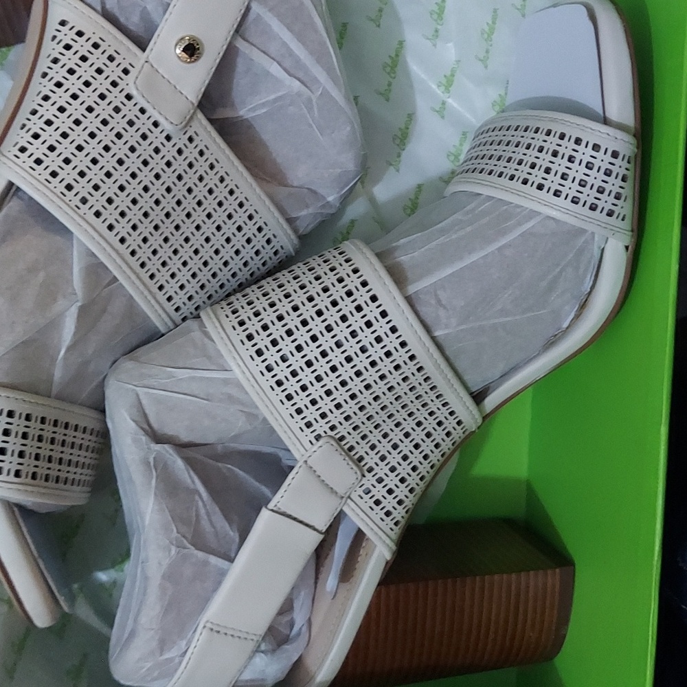 Cole Haan. Likes new.5 - Picture 2 of 7